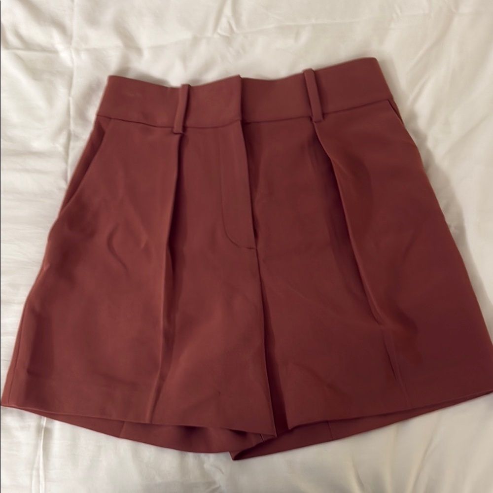 Theory Rust Tailored Crepe Shorts